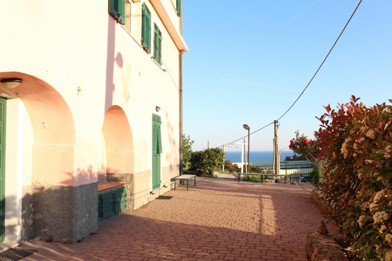 Villa Zafferano Suites Челле-Лигуре Экстерьер фото