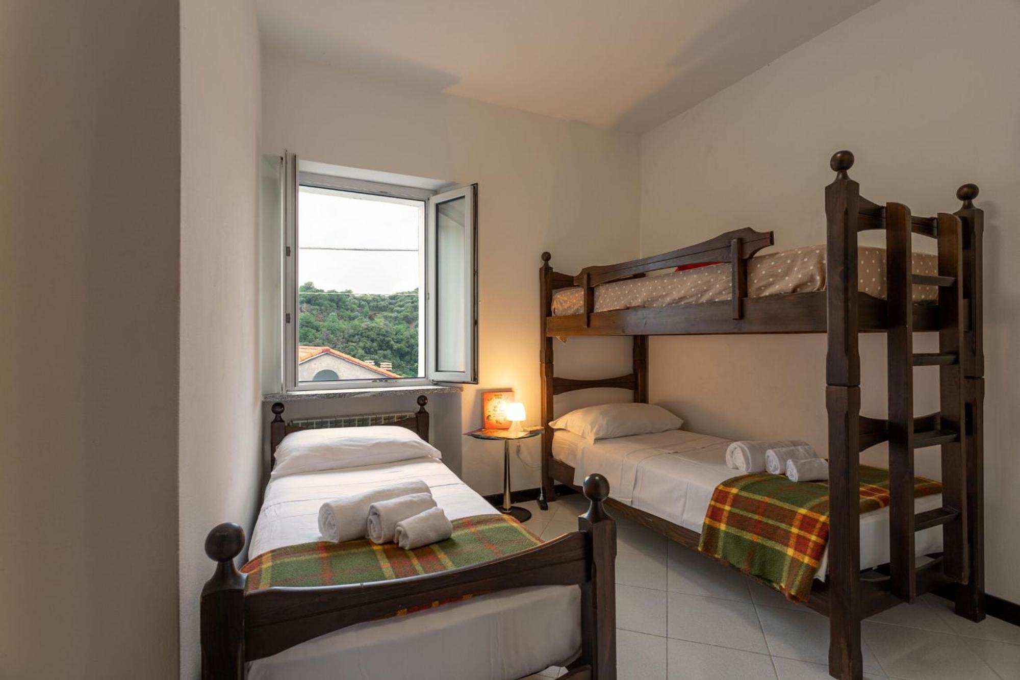 Villa Zafferano Suites Челле-Лигуре Экстерьер фото