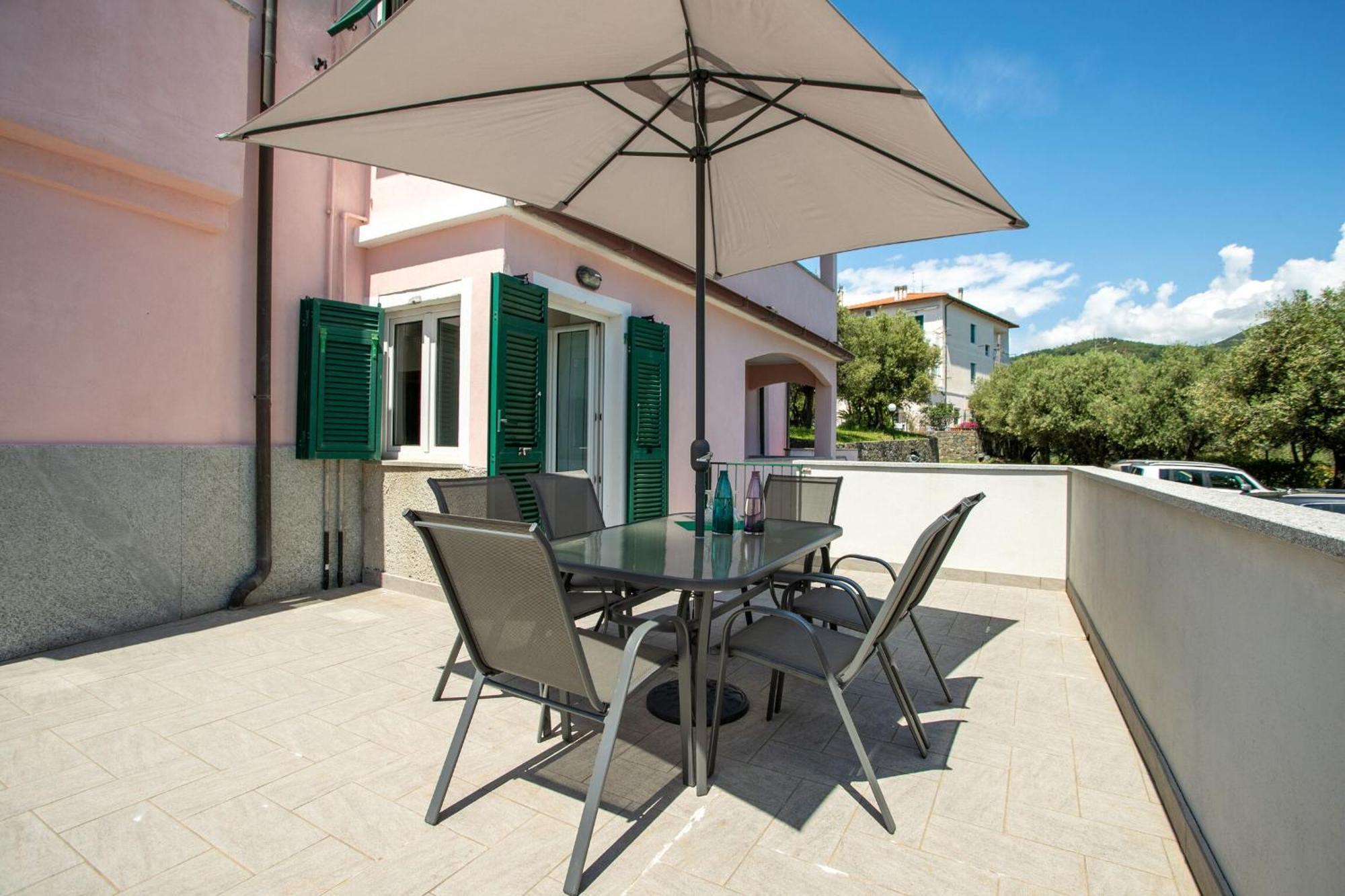 Villa Zafferano Suites Челле-Лигуре Экстерьер фото
